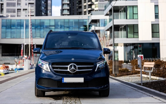 Mercedes-Benz Klasa V cena 340000 przebieg: 45000, rok produkcji 2022 z Gdynia małe 79